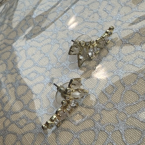 Ear climbers - Picture 2 of 4